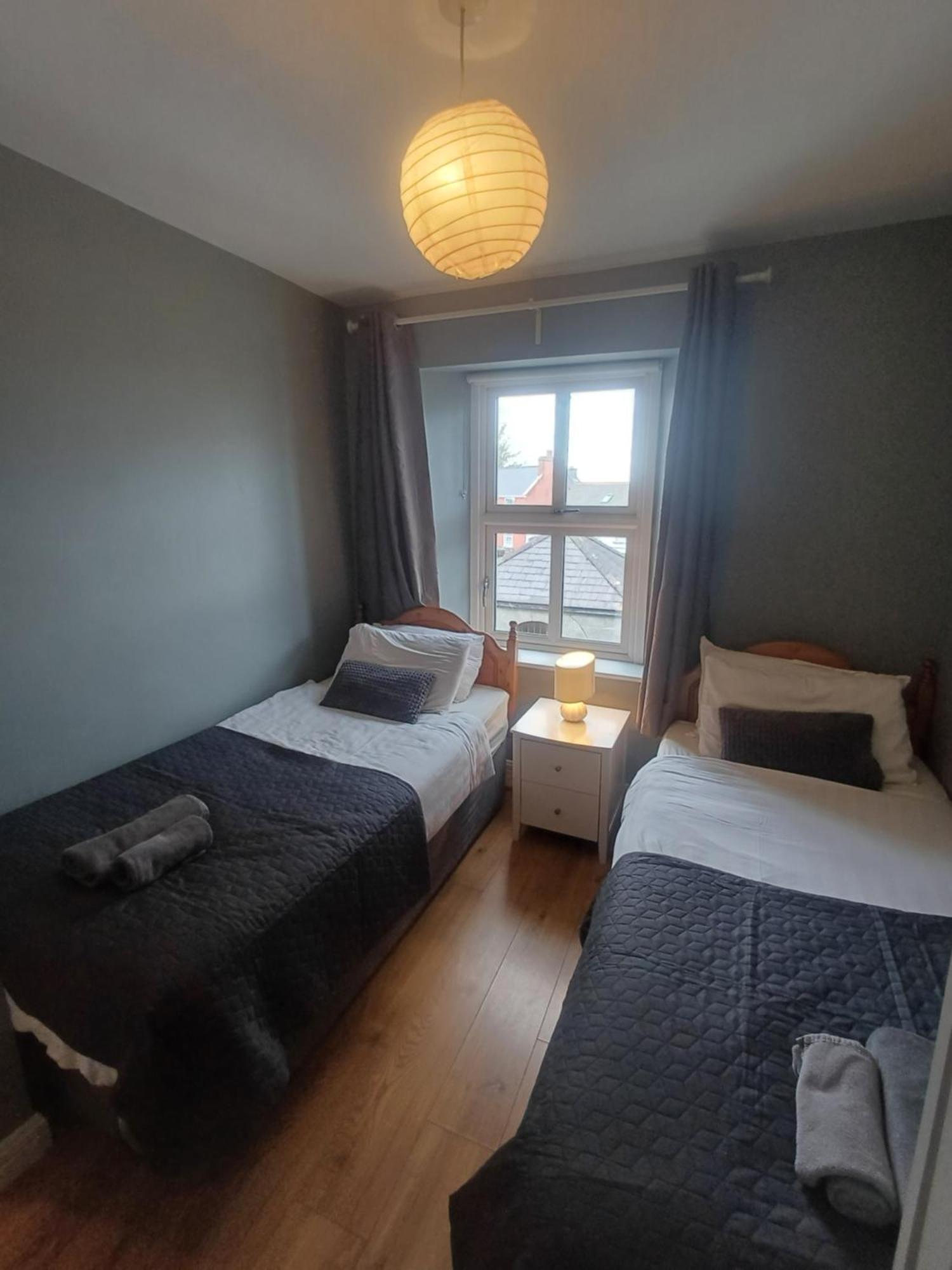 Clonbur House - Two Bedroom Village Apartment غالواي المظهر الخارجي الصورة